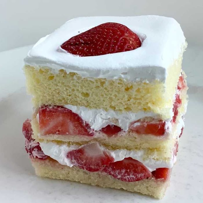 Strawberry Shortcake Whole Cake.